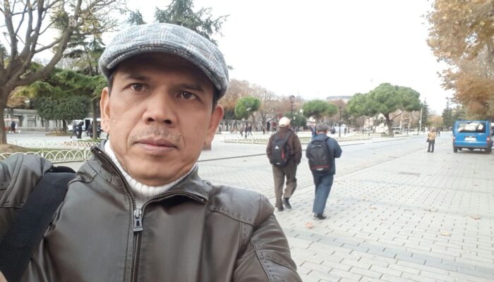 Edisi Filsafat Alam FILSAFAT BINATANG