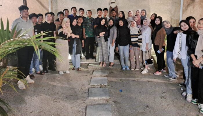 Di Akhir Ramadhan , Siswa SMA Harapan Bukber Dan Santuni Anak Yatim