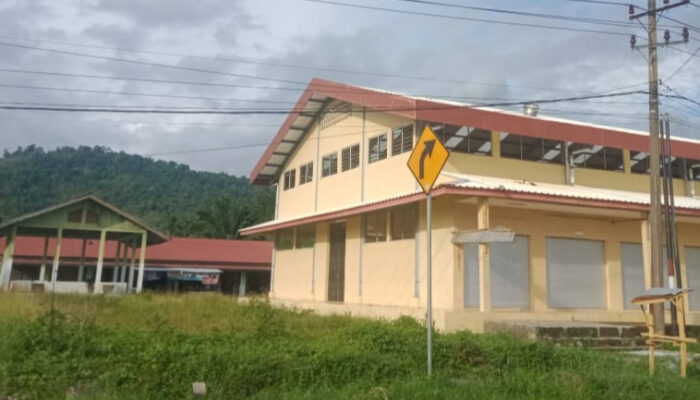Pasar Setia Jaya Tak Terawat