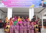 Disdikbud Beri Penghargaan Pendukung Program Merdeka Belajar