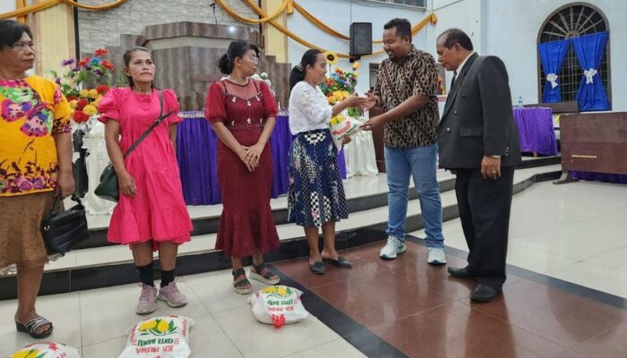 Perayaan Paskah Oikumene Di Belawan, Alex Sebastian Tampubolon Bantu Jemaat