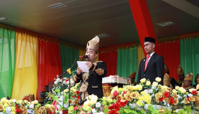 Pj Bupati Inspektur Upacara Hardiknas Dan HUT Ke-39 Kota Jantho