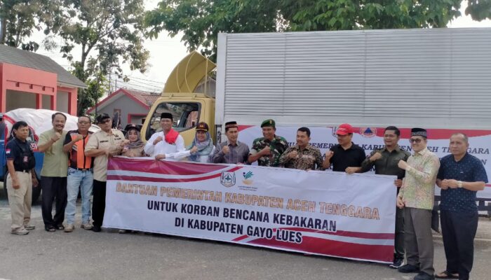 Pj Bupati Agara Antar Langsung Bantuan Korban Kabakaran Ke Gayo Lues