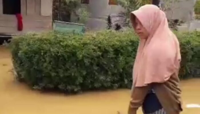 Banjir Hantam Bonda Kase, Warga Kesulitan Air Bersih