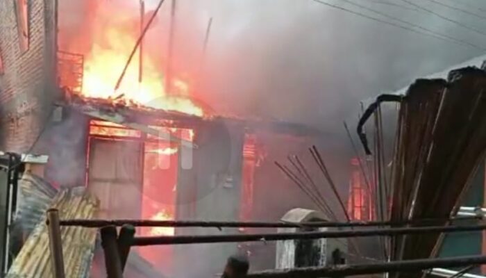 Satu Rumah Hangus Terbakar Di Kualasimpang