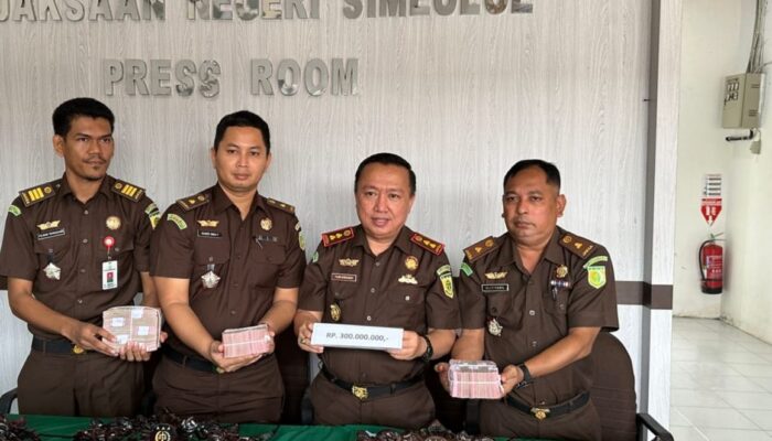Kejari Simeulue Terima Pengembalian Rp300 Juta Uang Korupsi