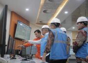 Komisaris Utama (Komut) PT PLN (Persero), Amin Sunaryadi beserta jajaran Dewan Komisaris PLN saat mengunjungi PLN UID Sumatera Utara untuk meninjau pencapaian kinerja dan implementasi program transformasi yang telah dicapai oleh PLN UID Sumatera Utara, Kamis (11/5).