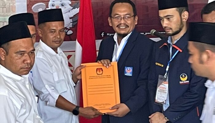DPD Partai Nasdem Daftarkan 30 Bacaleg Ke KPU Palas