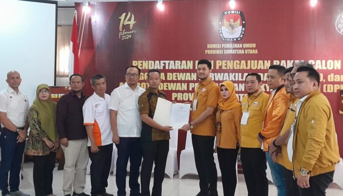 El Adrian Shah Daftarkan 100 Bacaleg Partai Hanura Sumut