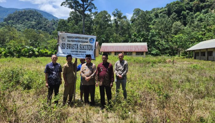 Pj Bupati Aceh Barat Kunjungi Desa Terisolir