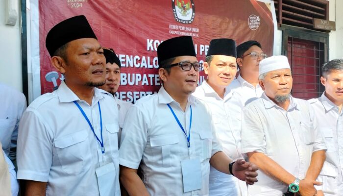 Daftarkan Bacaleg Ke KPU, Gerindra Optimis Kembali Rebut Hati Rakyat