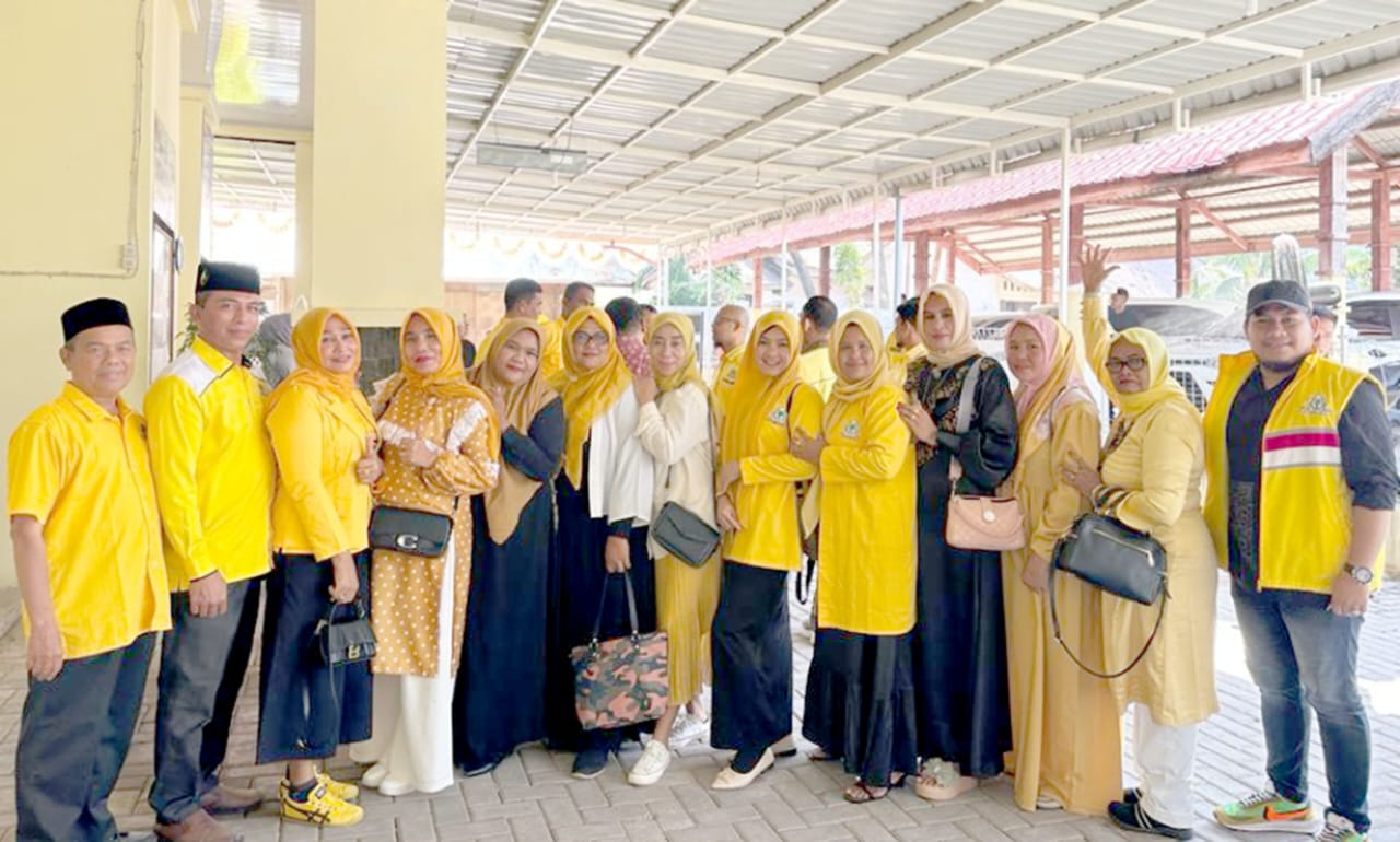 Daftarkan Bacaleg Potensial, Golkar Pidie Bidik Tambahan Kursi Daftarkan Bacaleg Potensial, Golkar Pidie Bidik Tambahan Kursi