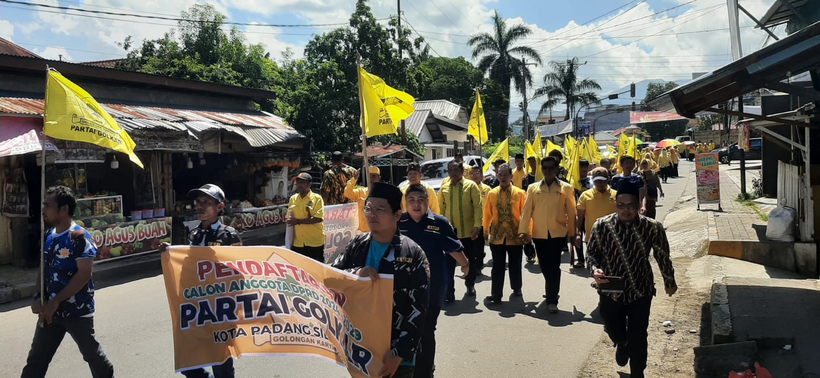 Golkar Sidempuan Daftarkan Bacaleg Ke KPU, Usung Konsep Karya Kekaryaan Golkar Sidempuan Daftarkan Bacaleg Ke KPU, Usung Konsep Karya Kekaryaan