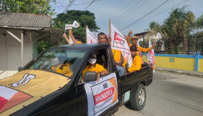 Konvoi Partai Hanura Antarkan25 Bacaleg, Target Satu Fraksi