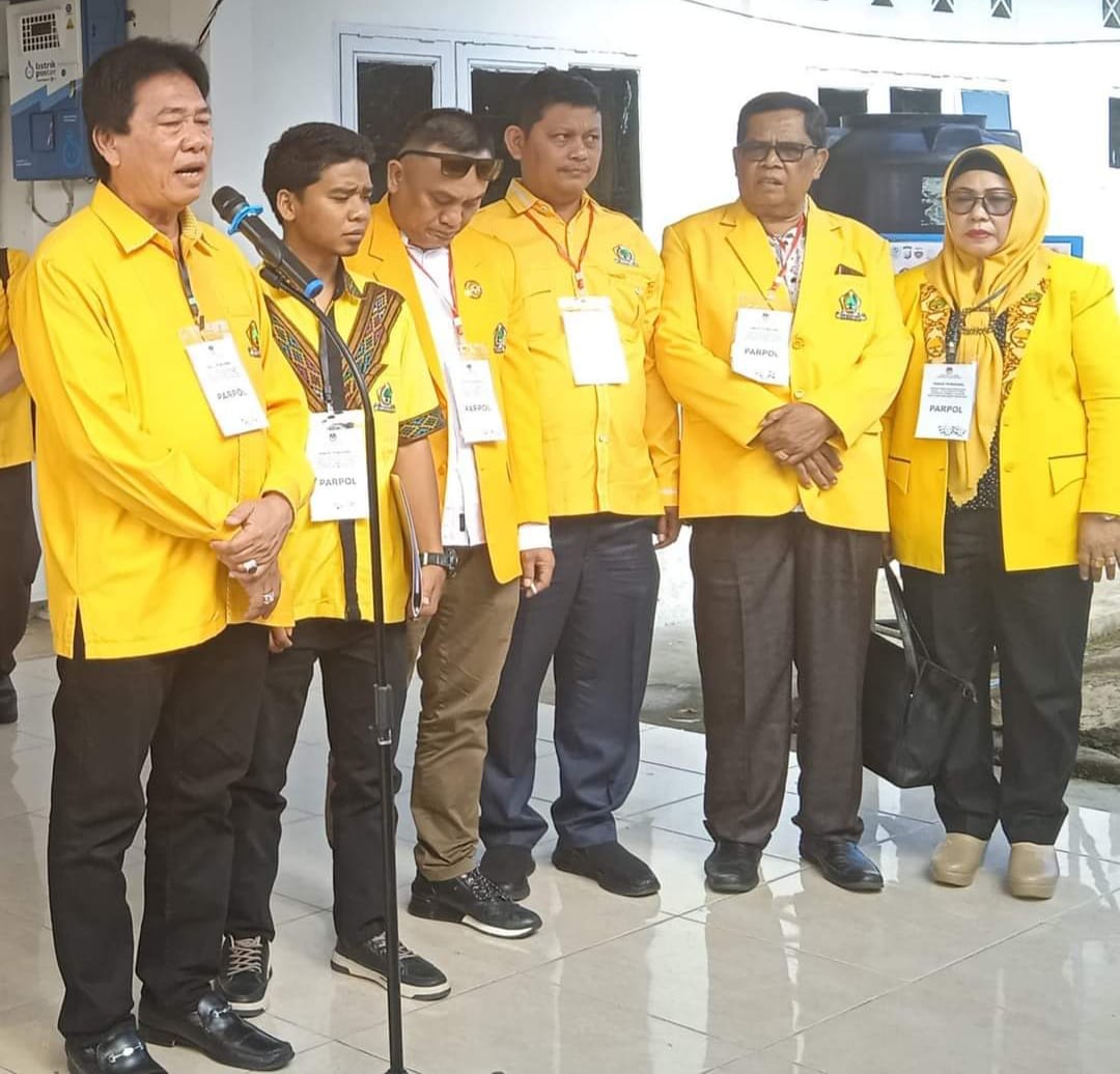Golkar Tapsel Optimis Raih Kemenangan, Daftarkan 35 Bacaleg Ke KPU Golkar Tapsel Optimis Raih Kemenangan, Daftarkan 35 Bacaleg Ke KPU