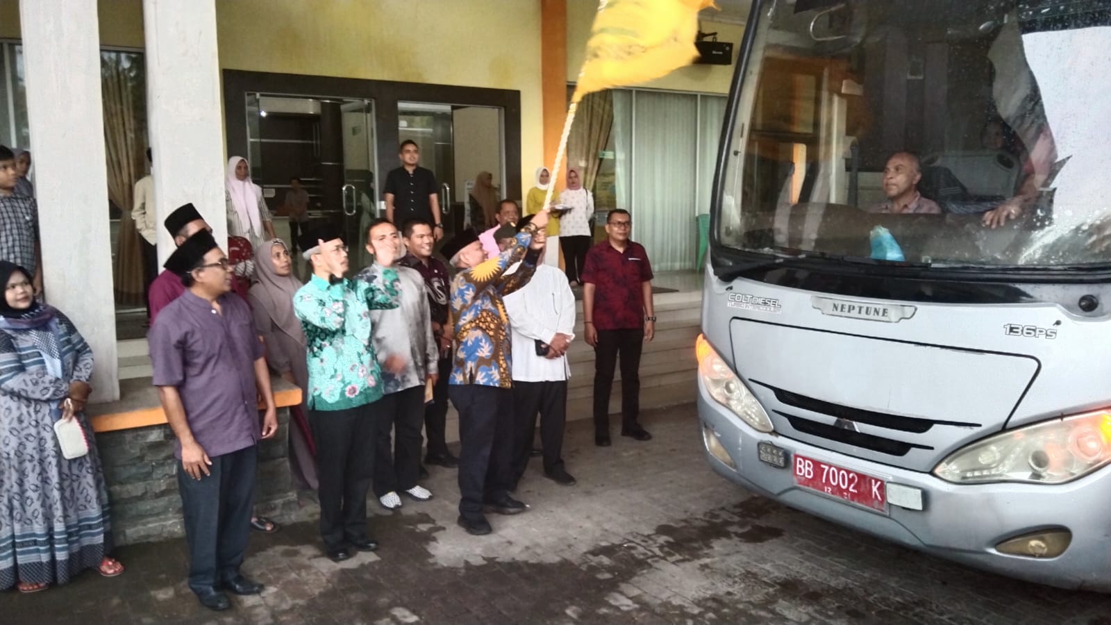 Zarnawi Pasaribu Lepas Kontingen Palas Mengikuti STQH XVIII Di Medan