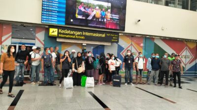 33 PMI Bermasalah Dideportasi Malaysia 33 PMI Bermasalah Dideportasi Malaysia