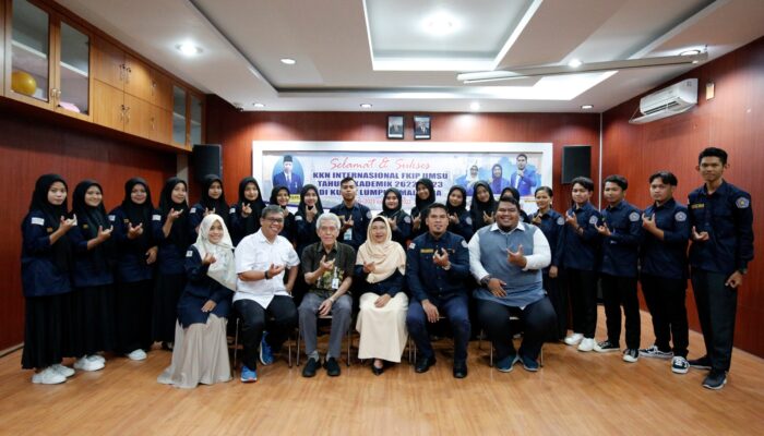 FKIP UMSU Lepas 19 Mahasiswa Ikuti KKN Internasional Di Malaysia