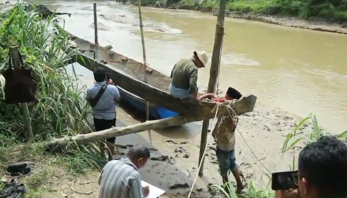 Perahu Kuno Ditemukan Di Sungai Silau ODCB