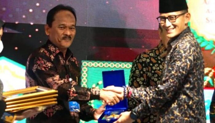 Pemerintah Aceh Jawara Kategori Keuangan Syariah
