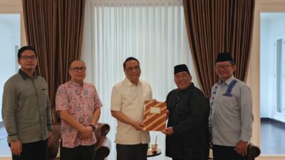Komjen Purn Syafruddin Diamanahkan Kembali Ketua Dewan Pembina DMDI Indonesia 2023-2026 Komjen Purn Syafruddin Diamanahkan Kembali Ketua Dewan Pembina DMDI Indonesia 2023-2026