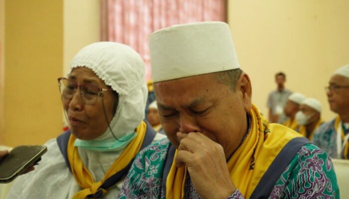 Calhaj Tunanetra Kloter 4 Tetap Dilayani Dan Dipandu Sesuai Standar