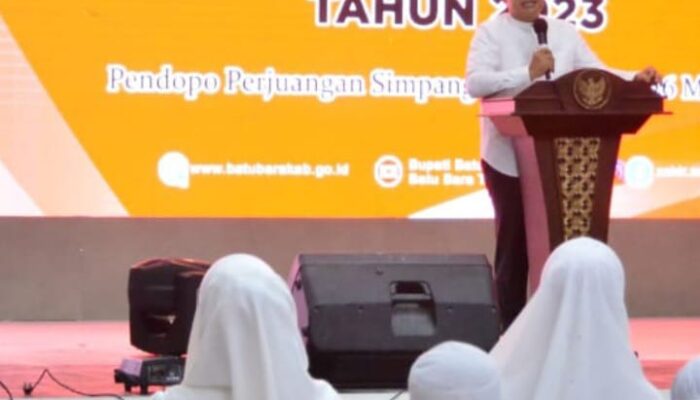 Bupati Zahir: Layani Calhaj Lebih Ekstra