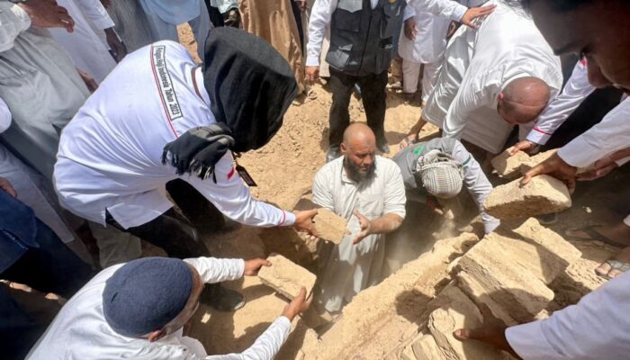 Jenazah Jemaah Solo Dimakamkan Di Baqi