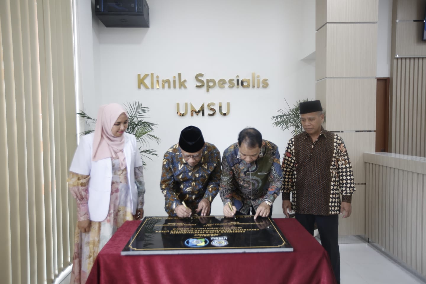 Ketum PP Muhammadiyah Resmikan Klinik Spesialis FK UMSU