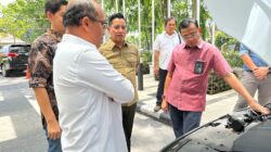 PLN Unit Induk Distribusi Sumatera Utara (UID Sumut) terus mendorong dan mengkampanyekan transisi energi bersih dengan mengajak masyarakat untuk beralih menggunakan kendaraan listrik.