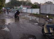 Jalan Seperti Kubangan Kerbau Di Sampali Butuh Perhatian Pemkab Deliserdang