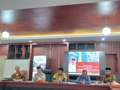 KEPALA Dinas Pendidikan Sumut,Dr.Asren Nasution saat membuka kegiatan sosialisasi PPDB di Disdik Sumut. Waspada/Anum Saskia