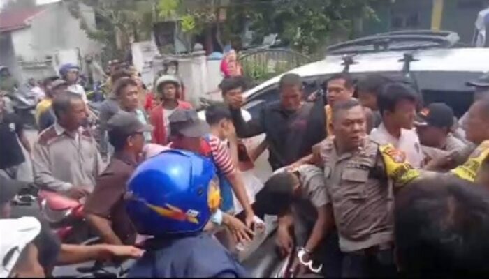 Korban Terseret, Pelaku Curanmor Diamuk Massa