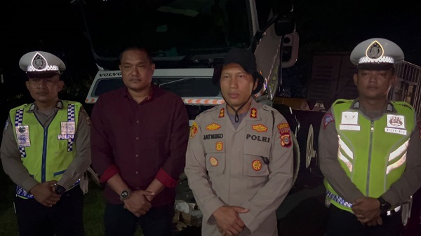 Truk Sudah Bisa Lintasi Gunung Naibos-Simeulue