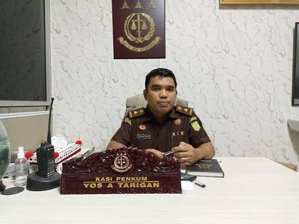 Guna Kepentingan Pemeriksaan, Jaksa EKT Dibebastugaskan Dari Jabatannya Guna Kepentingan Pemeriksaan, Jaksa EKT Dibebastugaskan Dari Jabatannya