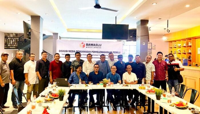 Media Berperan Penting Halau Berita Hoax