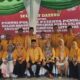 KETUA DPC Partai Hanura Kabupaten Batubara Usman, SE, M.Si foto bersama usai mengajukan daftar Bacaleg DPRD pada Pemilu 2024 kepada KPU Kabupaten Batubara. Waspada/Iwan Has