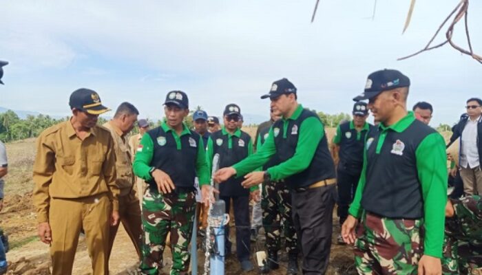 Pangdam IM Tanam 1000 Ha Jagung Di Aceh Utara