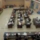 Para peserta seleksi calon anggota KIP Abdya, saat mengikuti tes tulis. Bertempat di aula gedung DPRK. Rabu (24/5).Waspada/Syafrizal