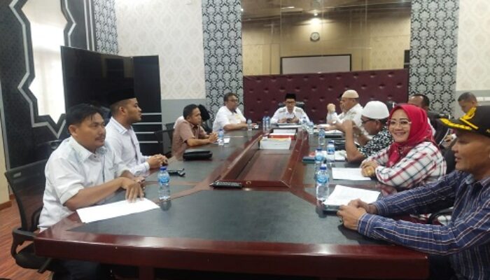 Kesbangpol Agara Bentuk Tim Tertibkan LSM Abal-abal