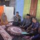Sekdakot Langsa, M Darfian saat mengunjungi keluarga Fajeri di Gampong Matang Seulimeng, Kecamatan Langsa Barat, Kamis (25/5). Waspada/Ist