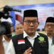 Drs. Azhari Ketua PPIH Embarkasi Aceh yang juga Kakanwil Kemenag Aceh. (Waspada/T.Mansursyah)