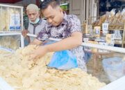 Harga Emping Melinjo Masing Tinggi