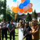 BUPATI Deliserdang H.Ashari Tambunan didampingi Sekdakab Deliserdang H.Timur Tumanggor, S.Sos, MAP, Kepala BPS Deliserdang Herman, SE, MSi, dan lainnya melepas balon ke udara dan burung merpati usai memimpin Apel Siaga Petugas lapangan Sensus Pertanian Tahun 2023 (ST 2023) di halaman Kantor Bupati Deliserdang, Selasa (30/5). Waspada/Khairul K Siregar