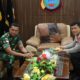 Kapolres Simalungun, AKBP Ronald FC Sipayung dan Komandan Batalyon Infanteri 122/TS, Mayor Inf Diki Apriadi saat pertemuan di Mapolres Simalungun, Pamatangraya, Selasa (30/5).(Waspada/ist).