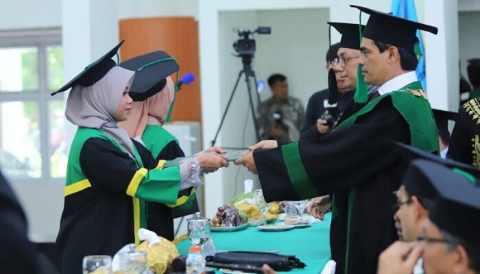 UIN Ar-Raniry Wisuda 702 Lulusan Termasuk Mahasiswa Asing