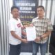 Pemberitahuan aksi lanjutan Sungkuang 1 disampaikan Ketua KP-HSB diterima Kasat Intel Polres Madina. Waspada/Ist
