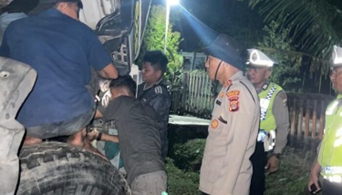 Truk Sudah Bisa Lintasi Gunung Naibos-Simeulue