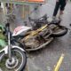 Sepeda motor ringsek setelah menabarak sebuah truk colt diesel di Jalan Mayjen J. Samosir, km 2,3, tepatnya di Desa Hutauruk, Kecamatan Sipoholon, Taput yang menewaskan 1 orang. Waspada/ist