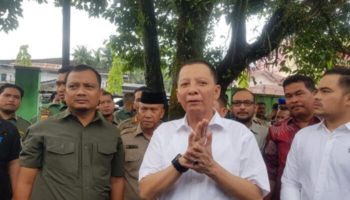 Ke Subulussalam, Pj. Gubernur Aceh Serahkan Bantuan Program Stunting